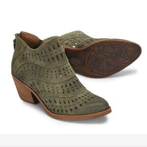 Sofft Westwood II Womens |6.5| Olive Suede Laser Cut Block Heel Booties